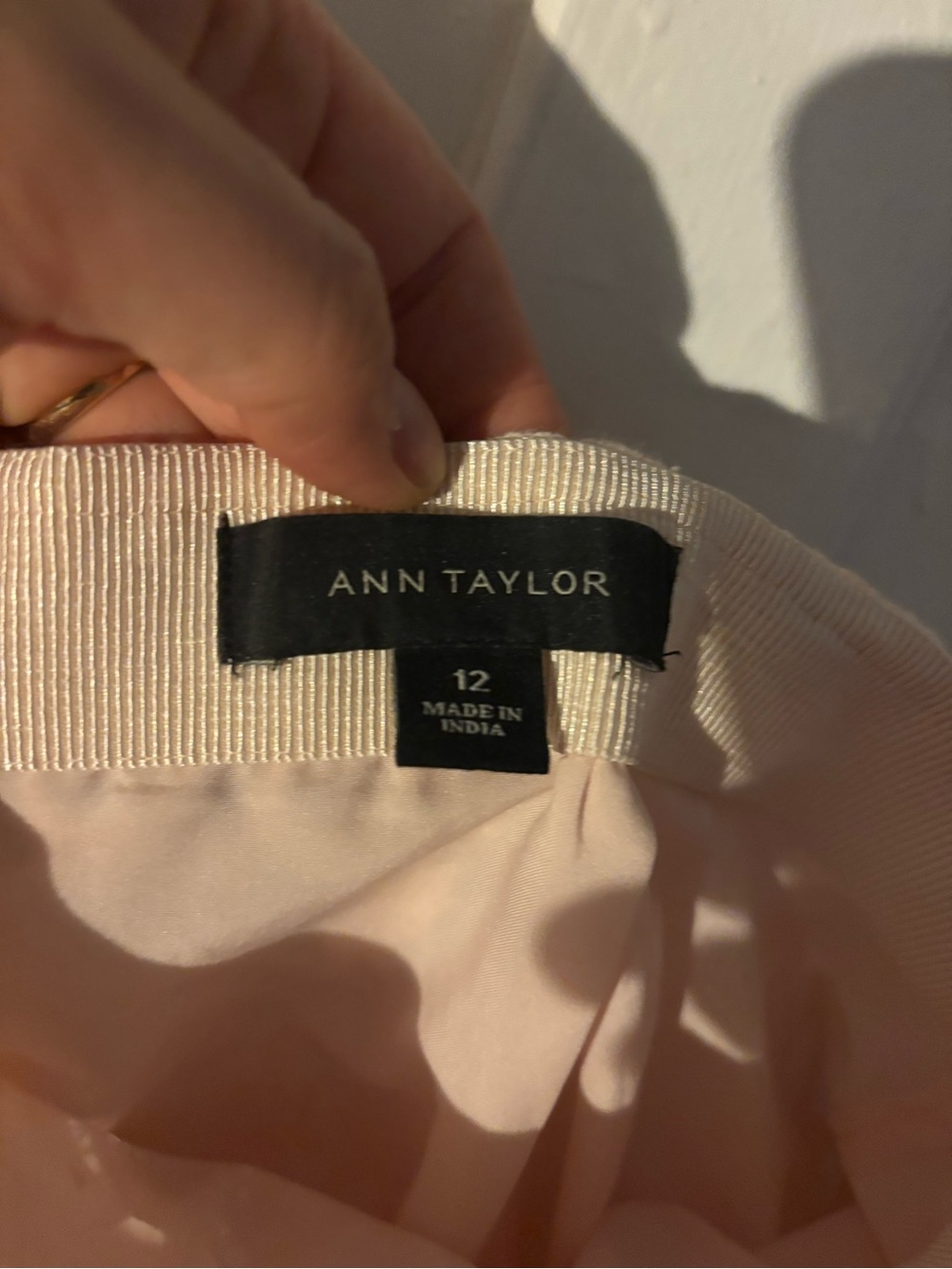 Ann Taylor Light Pink Lace Pencil Skirt - Picture 4 of 4